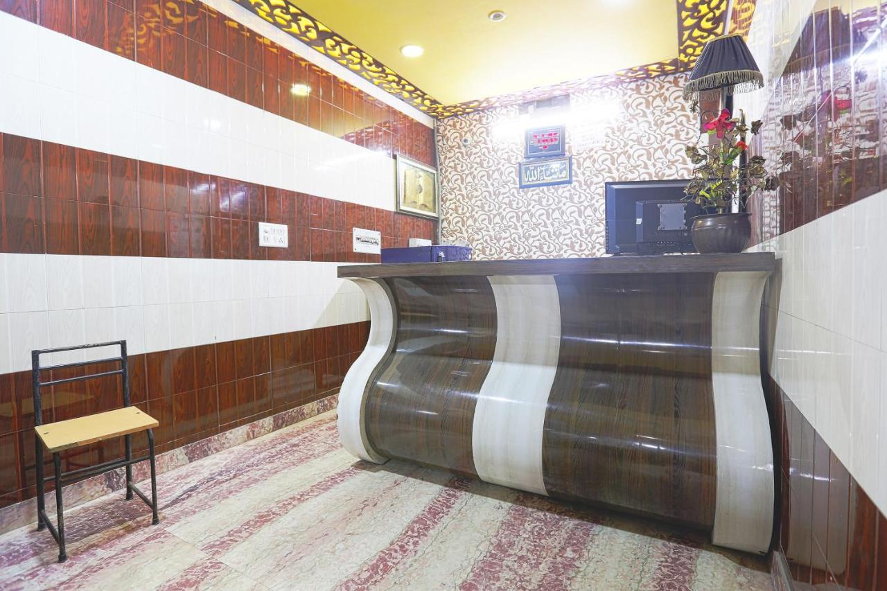 Spot On 43436 Hotel Mannat Spot Murádábád Kültér fotó